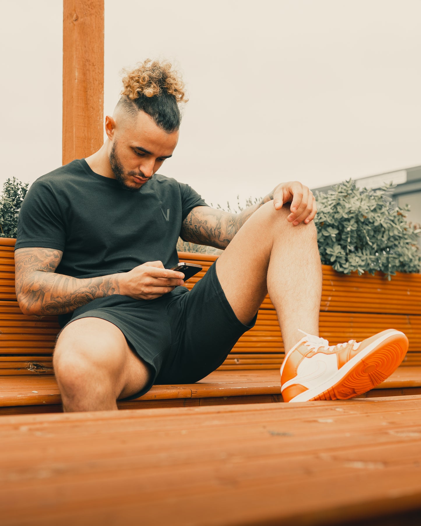 T SHIRT & SHORTS SET