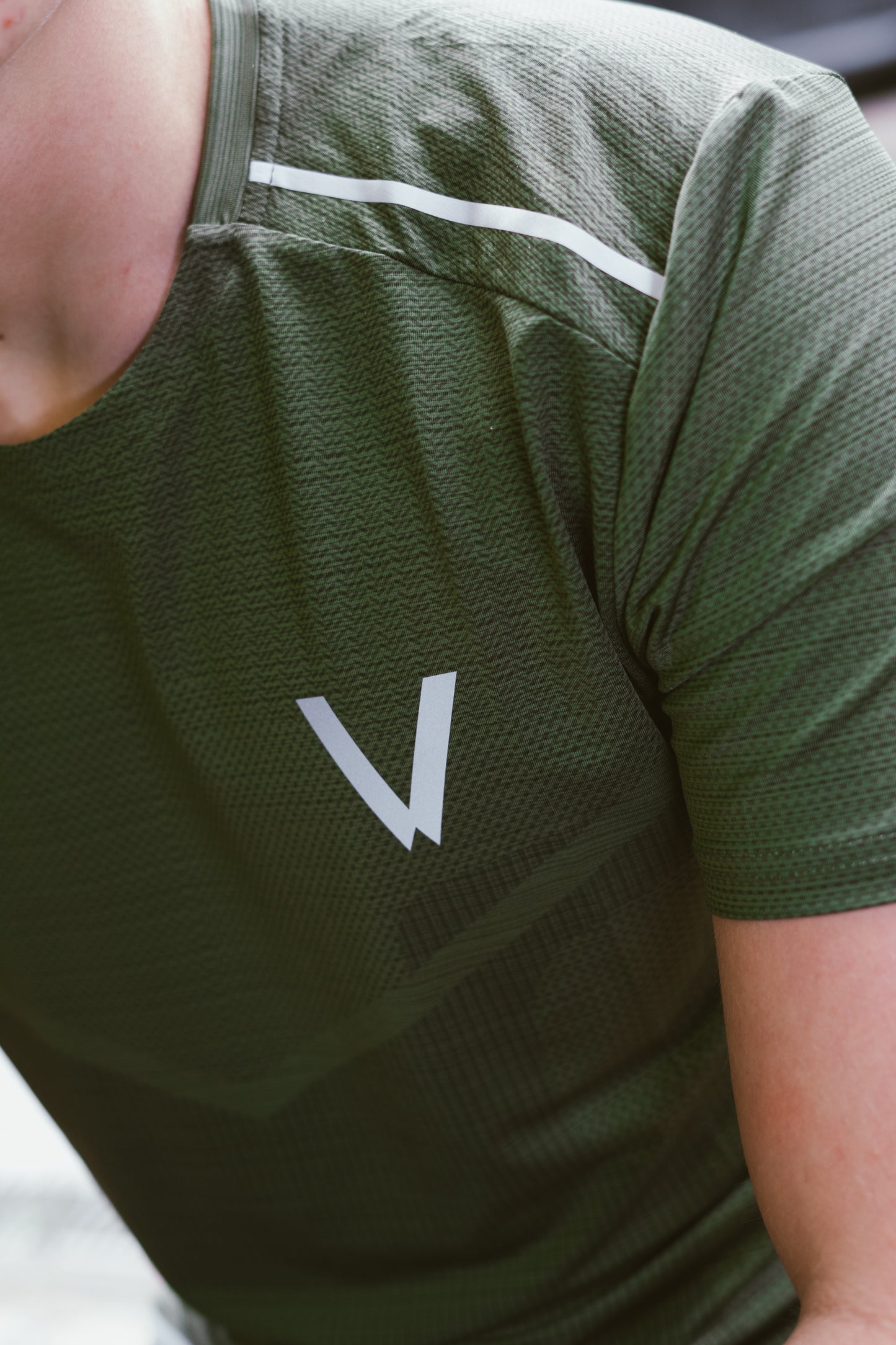 KHAKI REFLECTIVE TEE